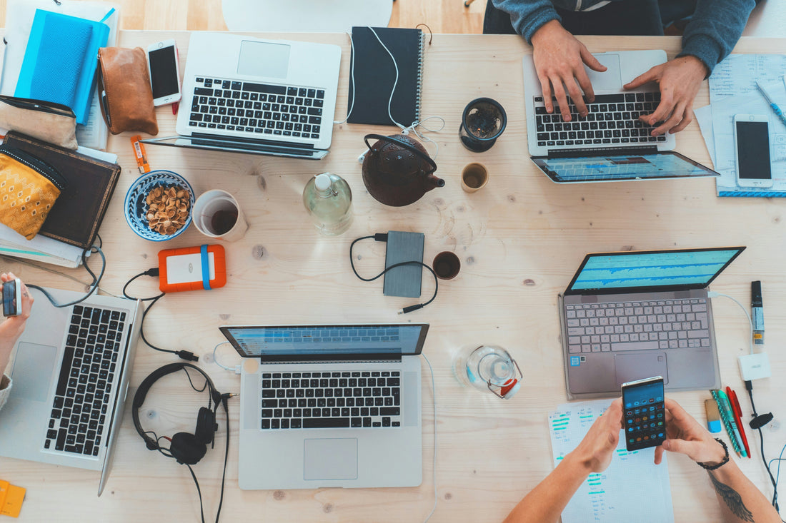 Comment Créer un Calendrier de l’Avent Numérique : Une Version Moderne et Connectée